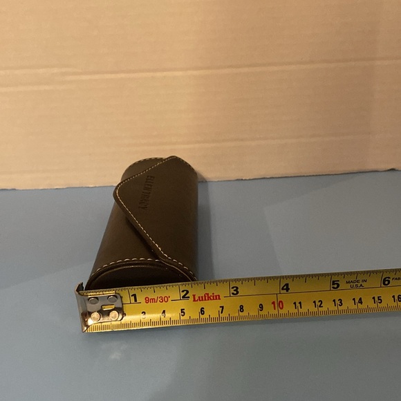 Ellen Tracy Brown Eyeglass Case ( 3 ) - Picture 5 of 6